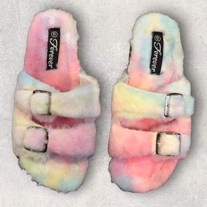 ⭐️ NEW Forever Furry Pastel Rainbow Sandal Slippers Womens Size 6